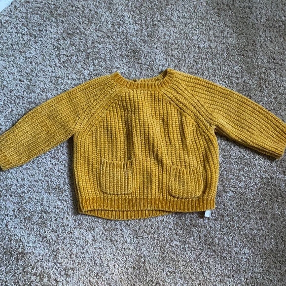 Zara Other - Zara sweater size 9-12 Months
